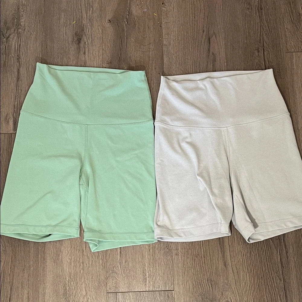 Yougalcious Lux 7" Super High Waist Bike Short Mint and Gray short bundle - Picture 2 of 5